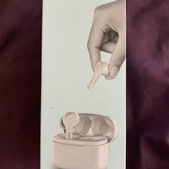 Wireless Earphones - Picture 4 of 4